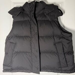Lululemon Wunder Puff 600-Down-Fill Cropped Vest
